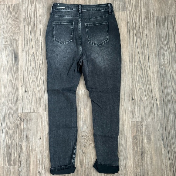 NWT Rewrite The Script Distressed Skinny Jeans - Black Size 7 - Picture 3 of 4